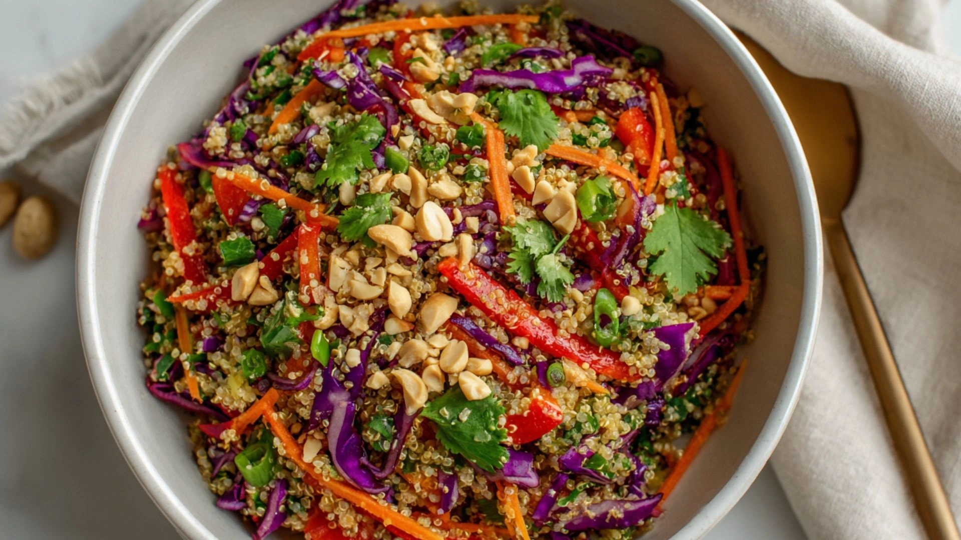 Crunchy Thai Quinoa Salad with Peanut: 5-Minute Flavor Explosion for Healthy Living 2 Serving bowl of Crunchy Thai Quinoa Salad with Peanut