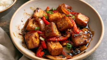 Black Pepper Tofu Stir Fry with crispy tofu and peppers
